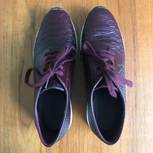 Vince Rayner Leather Sneaker 👟, EUC 9